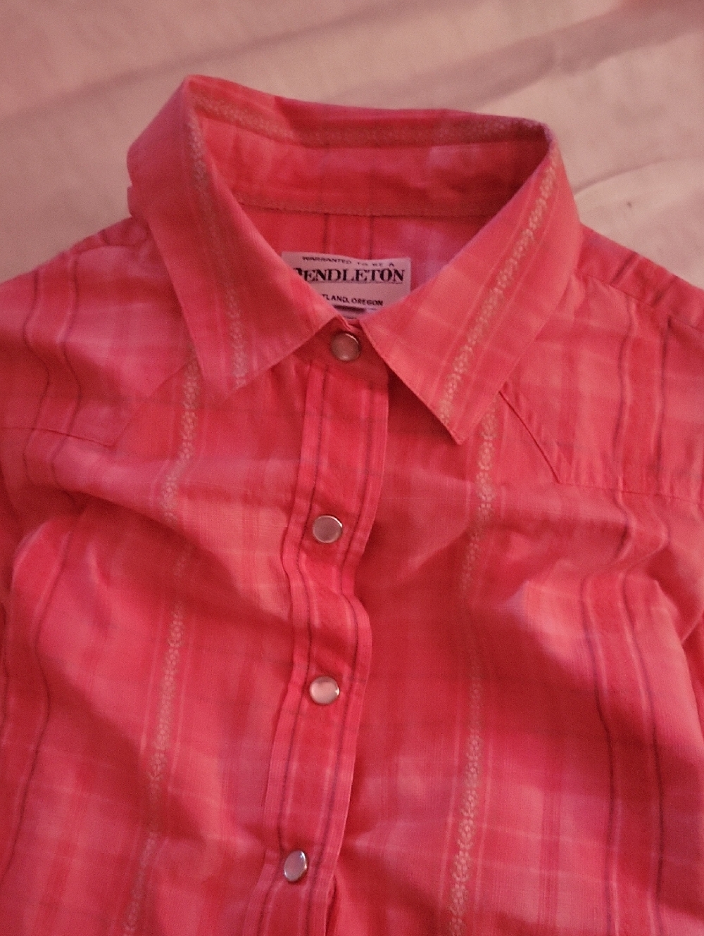 Pendleton of Oregon Coral Longsleeve Western Shirt w Snap Closure Size L